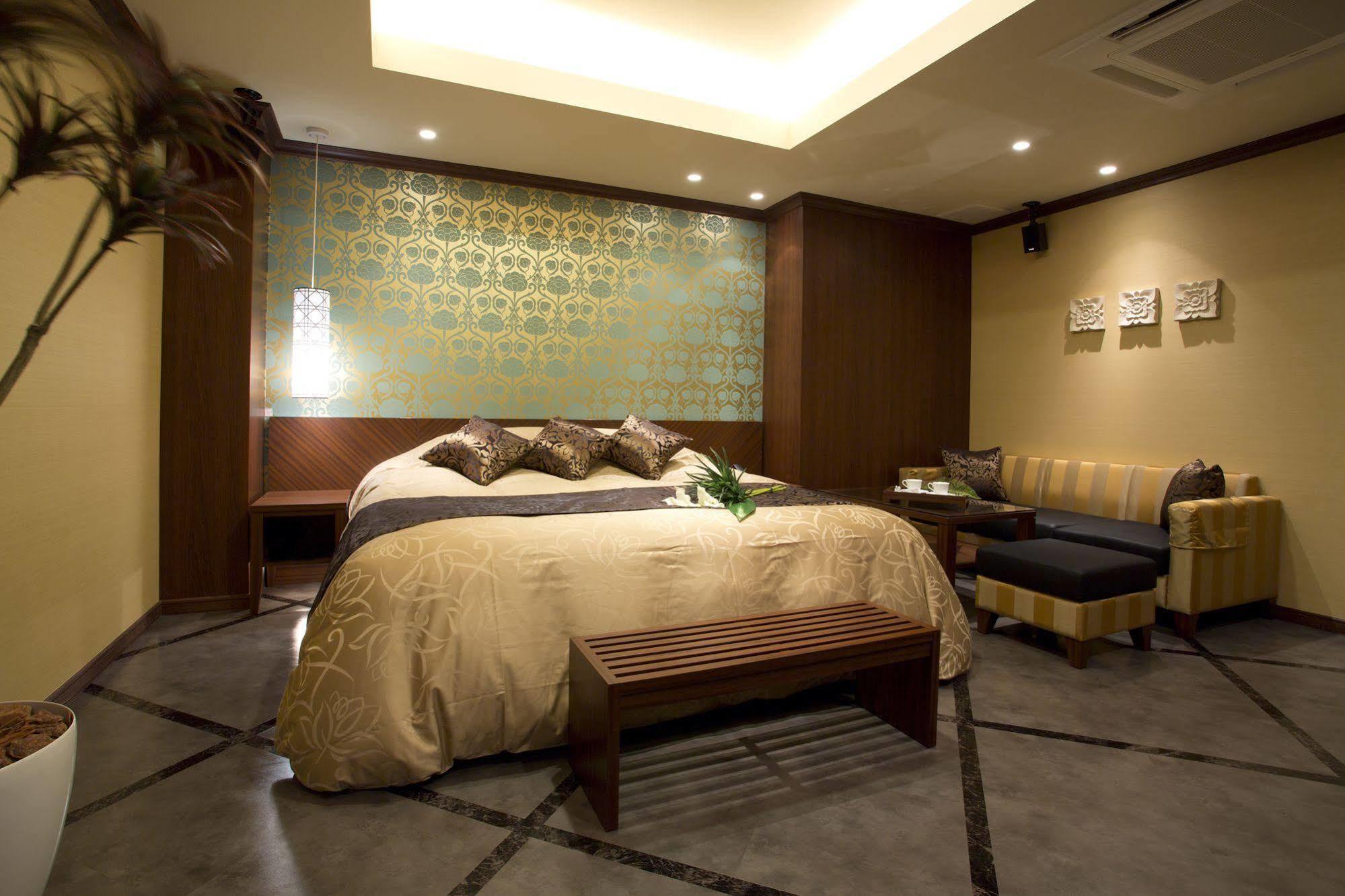 Hotel And Spa Lotus Modern (Adults Only) Kyoto Bagian luar foto
