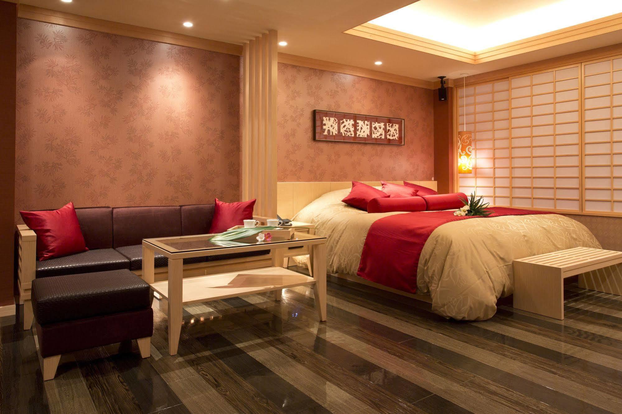 Hotel And Spa Lotus Modern (Adults Only) Kyoto Bagian luar foto