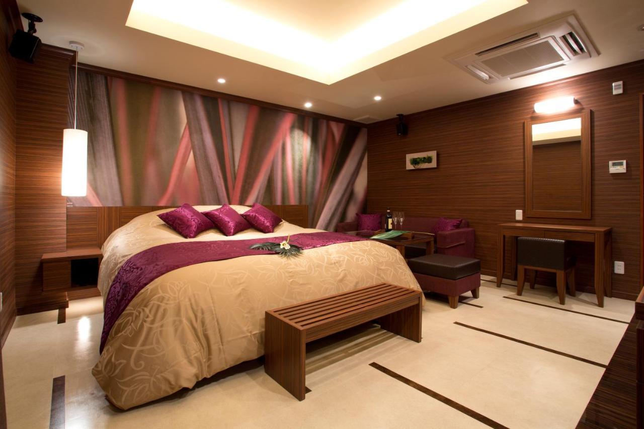 Hotel And Spa Lotus Modern (Adults Only) Kyoto Bagian luar foto